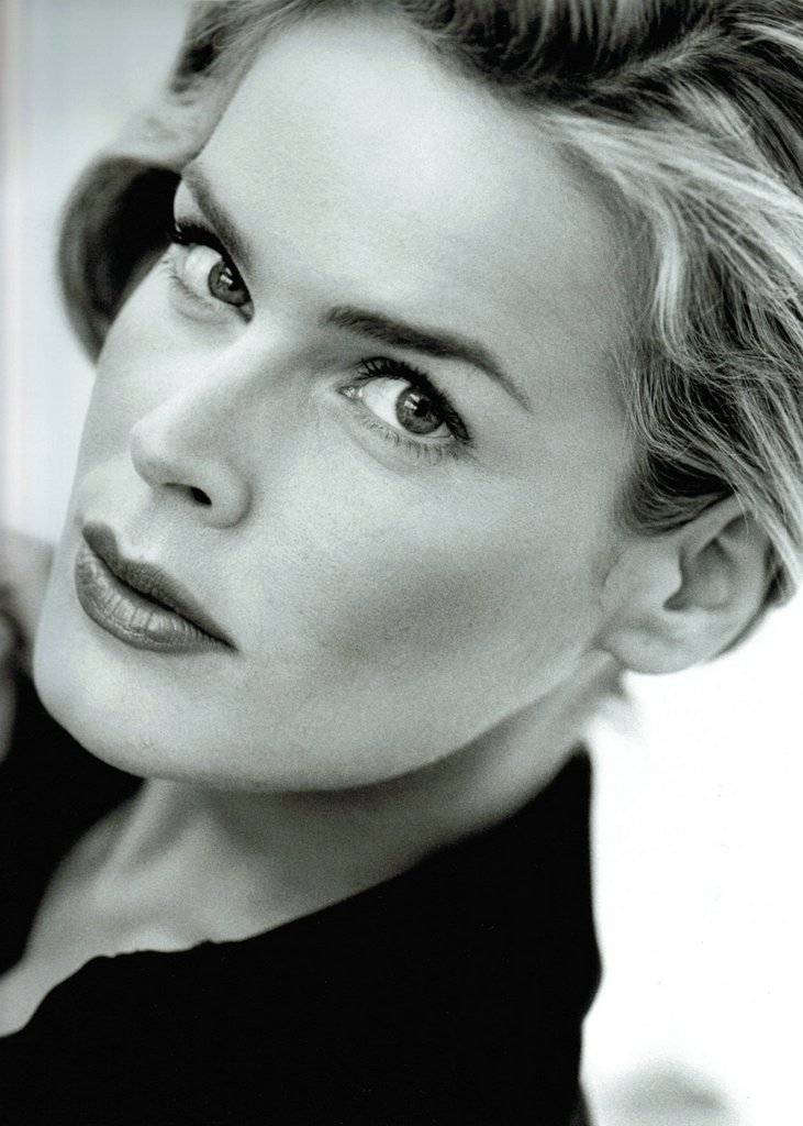 Heidi Albertsen — Beauty portfolio photograph 36